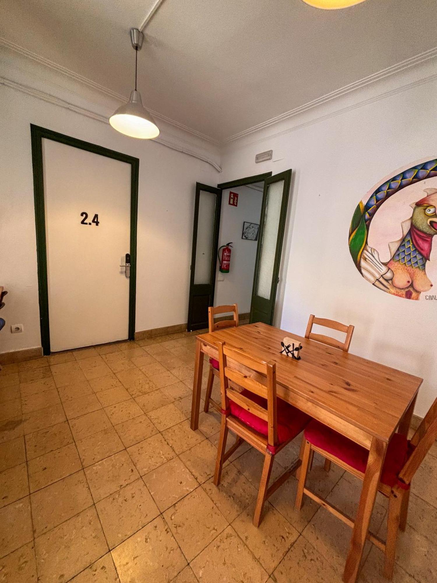 Tarragona Hostel Ngoại thất bức ảnh