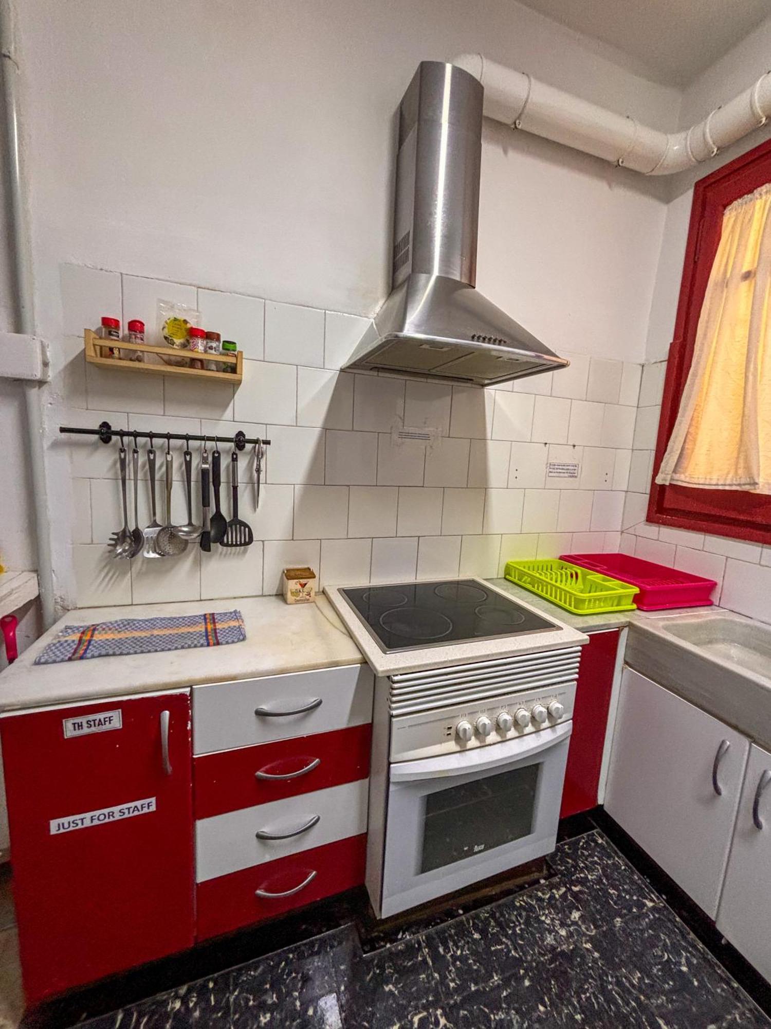 Tarragona Hostel Ngoại thất bức ảnh