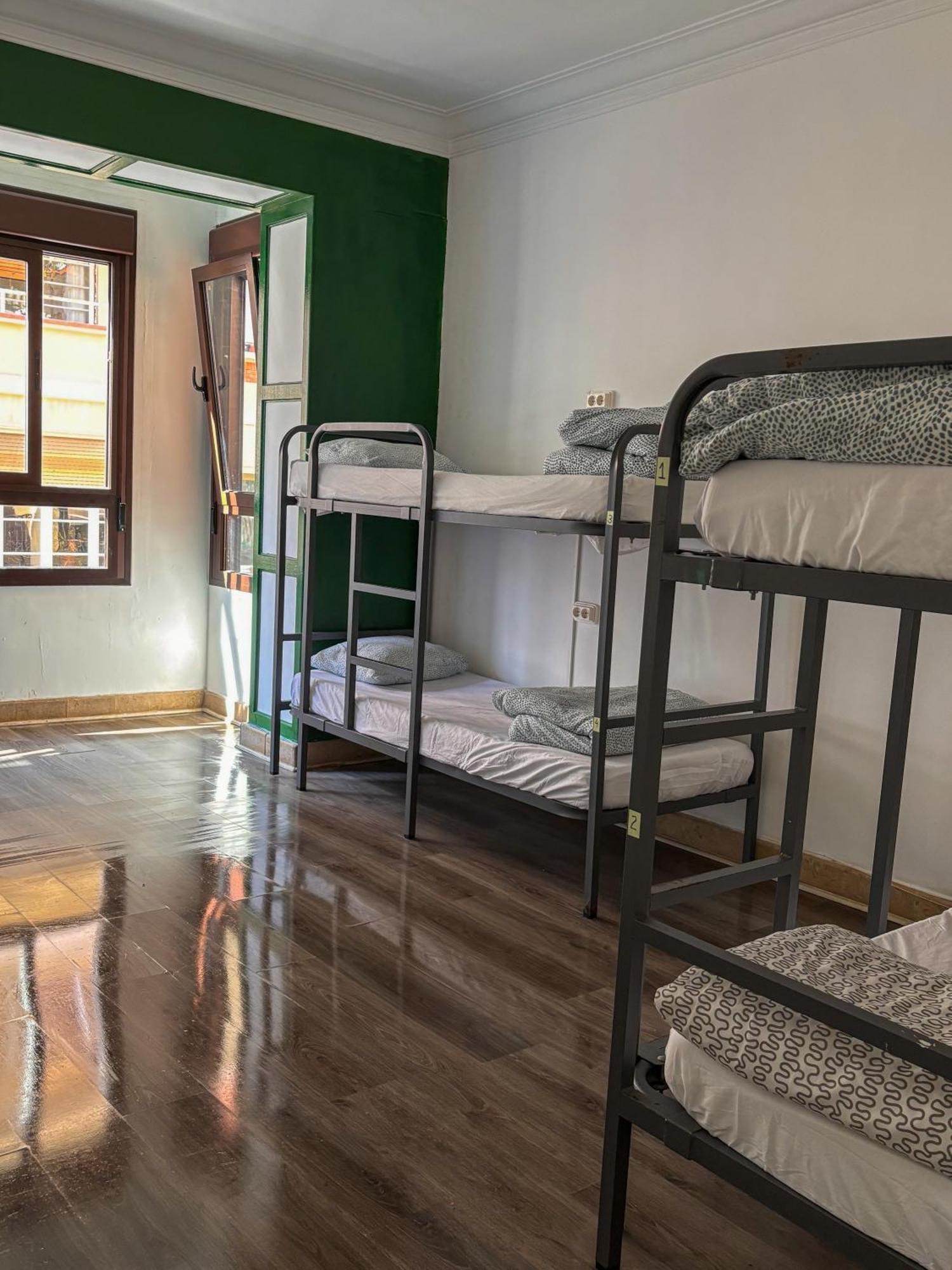 Tarragona Hostel Ngoại thất bức ảnh