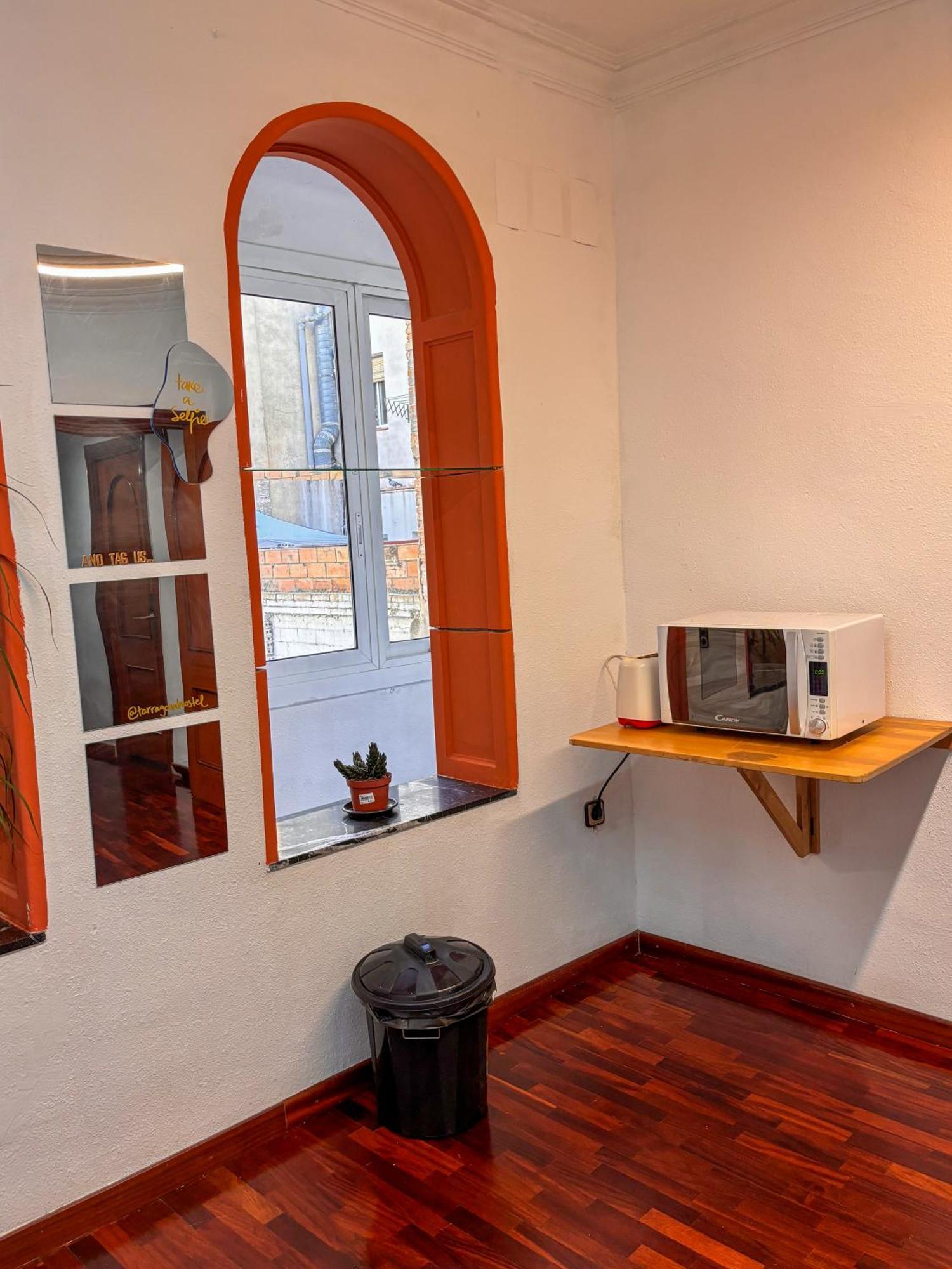 Tarragona Hostel Ngoại thất bức ảnh