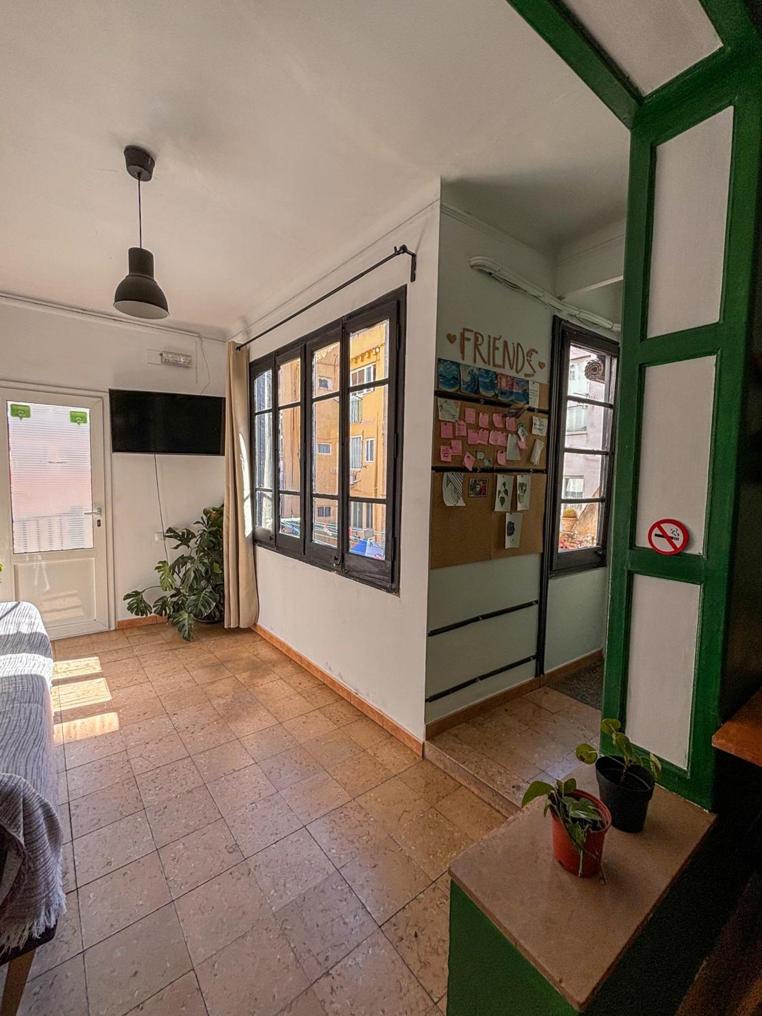 Tarragona Hostel Ngoại thất bức ảnh