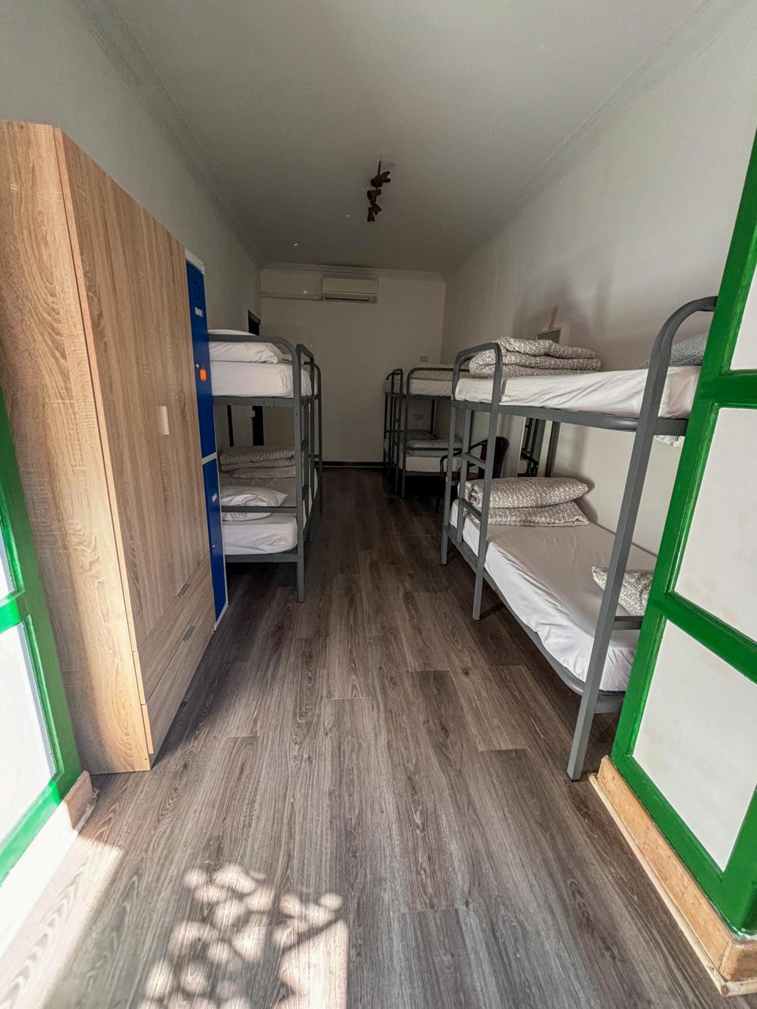 Tarragona Hostel Ngoại thất bức ảnh