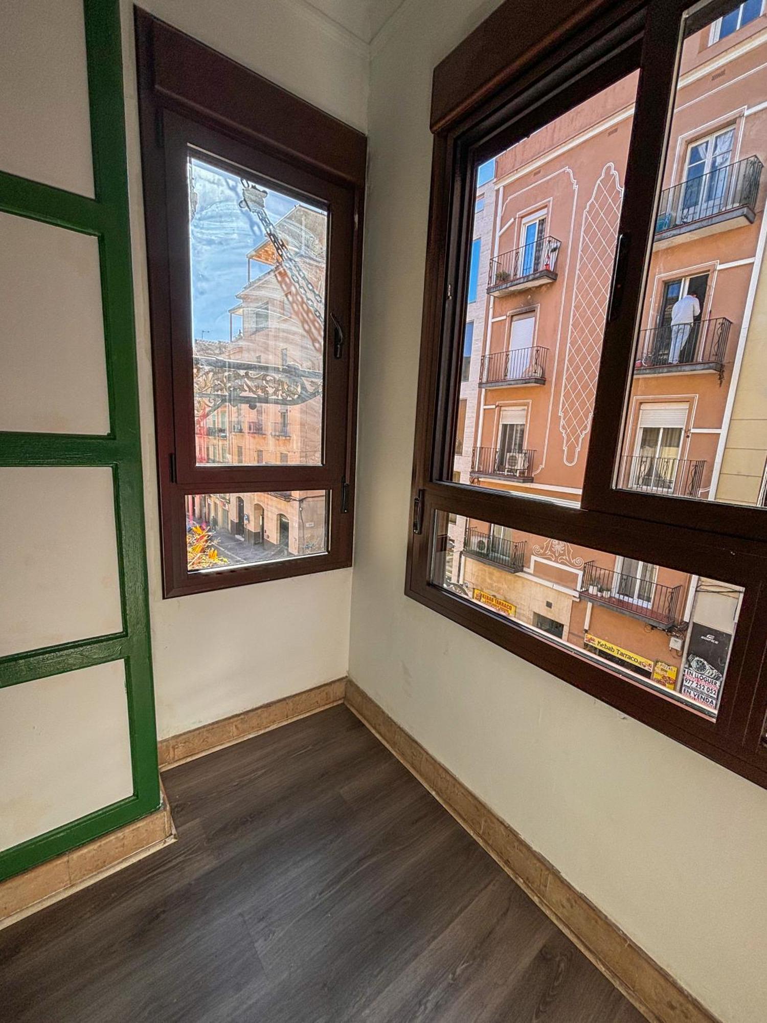 Tarragona Hostel Ngoại thất bức ảnh
