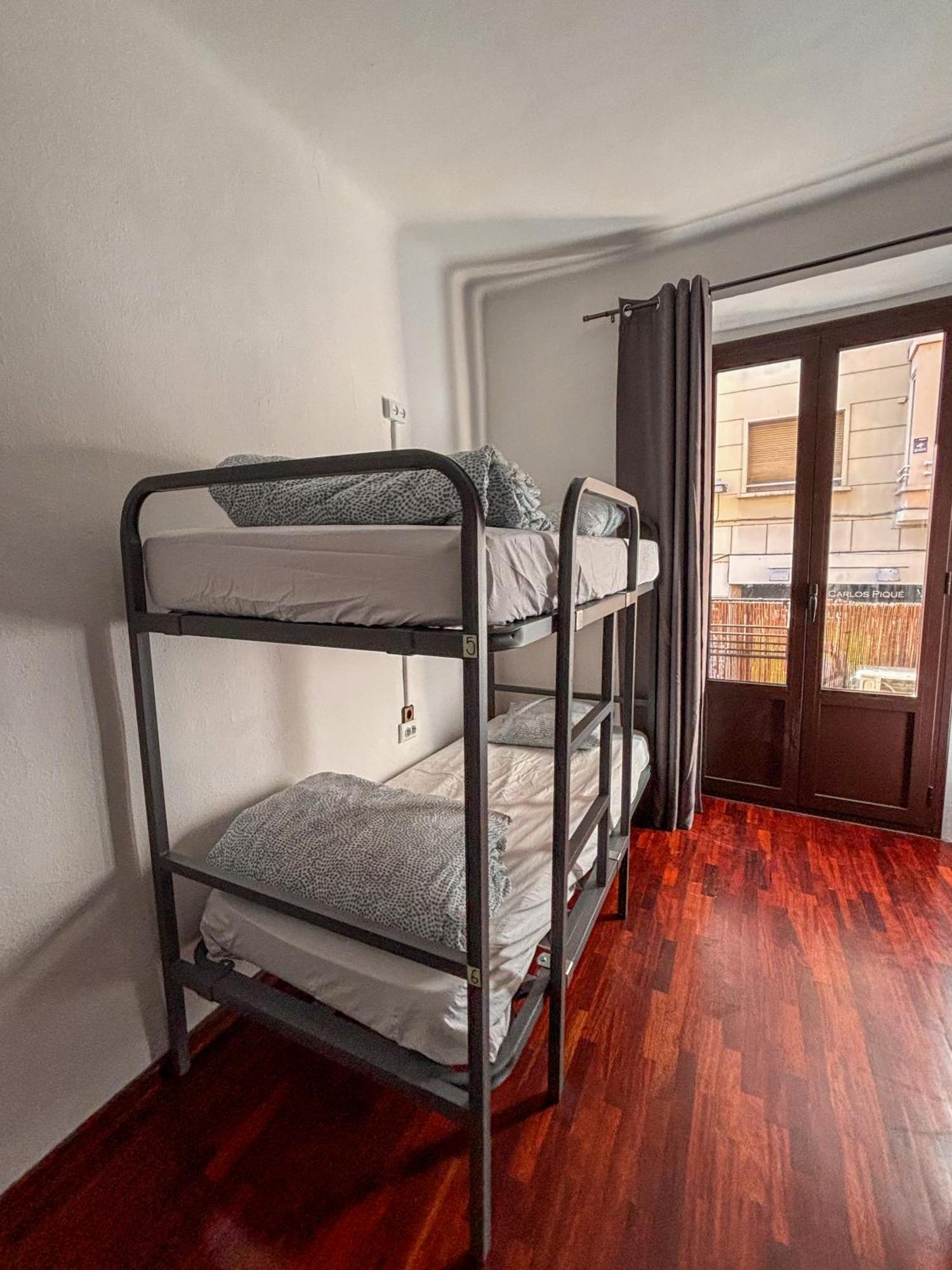 Tarragona Hostel Ngoại thất bức ảnh