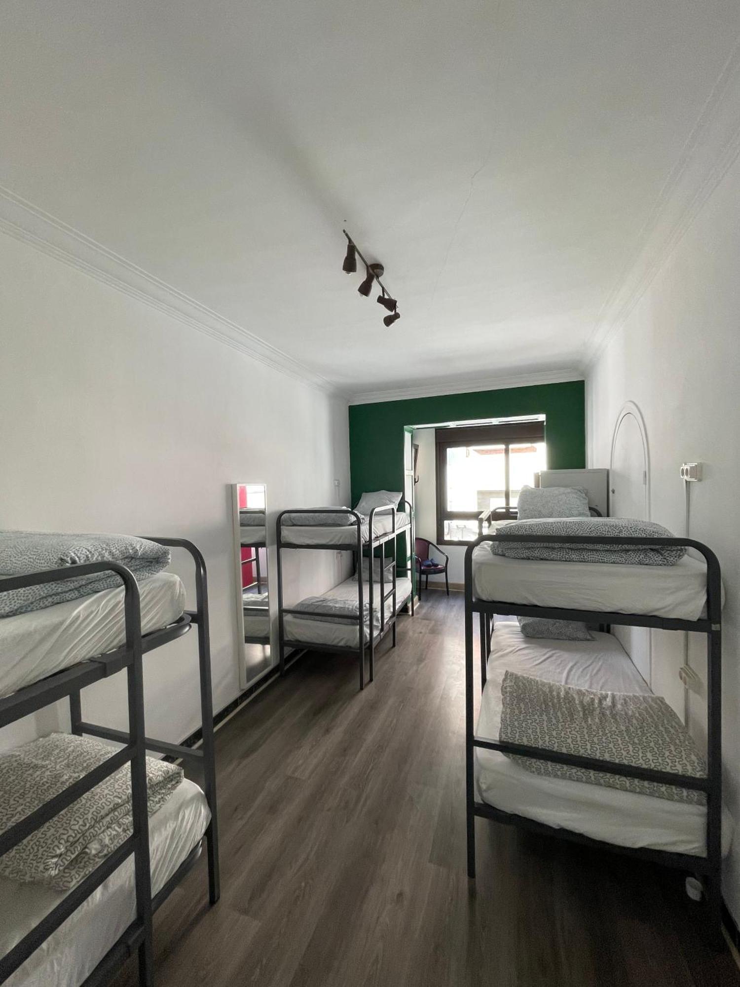 Tarragona Hostel Ngoại thất bức ảnh