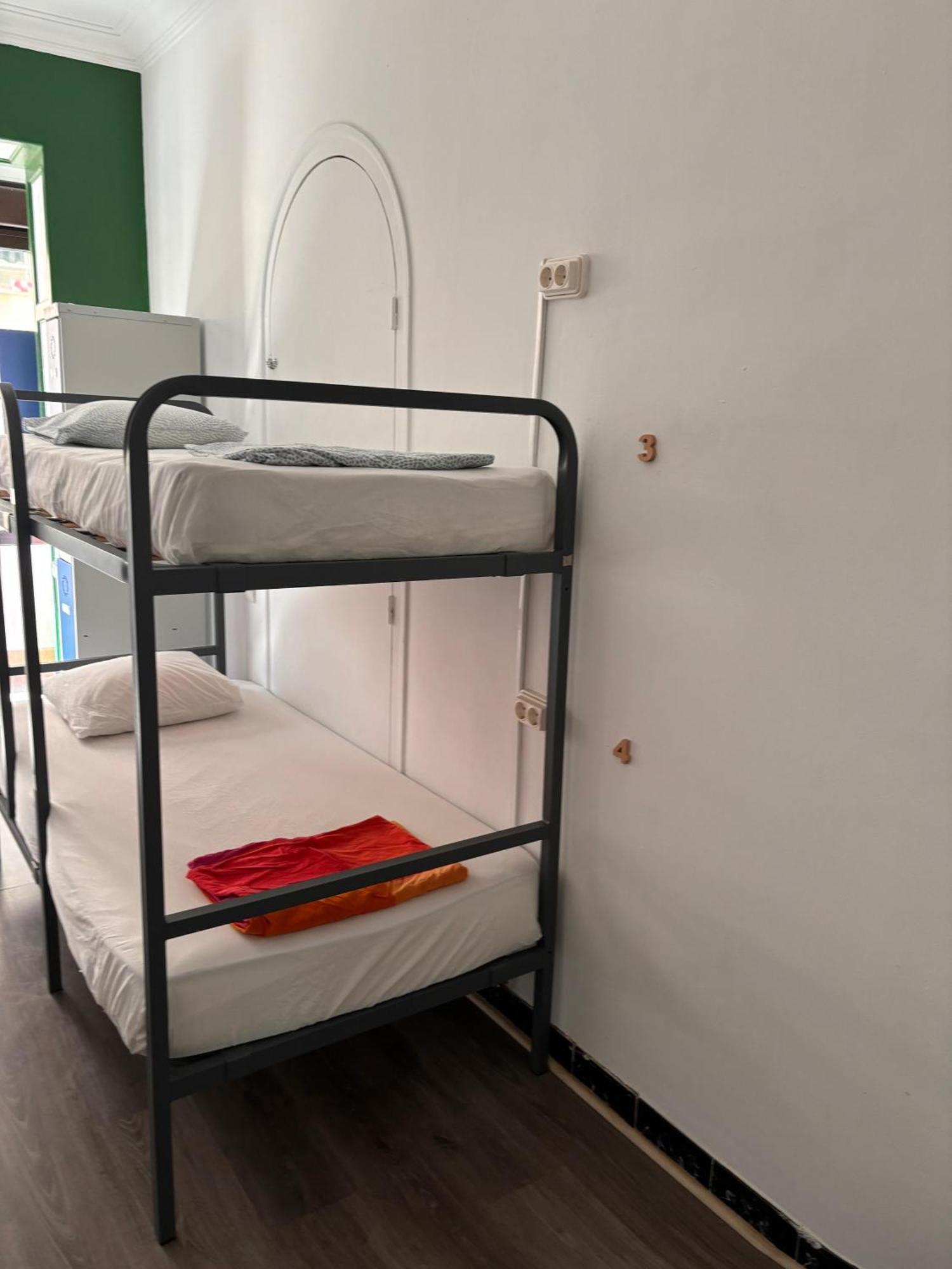 Tarragona Hostel Ngoại thất bức ảnh
